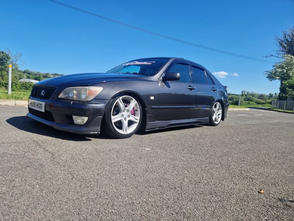 Lexus IS Saloon, Petrol, 2004, Grey