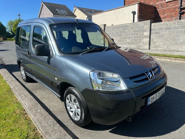 Peugeot Partner MPV, Petrol, 2009, Grey