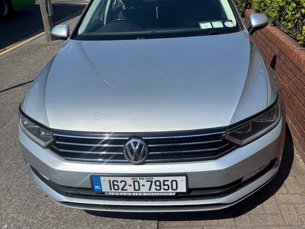 Volkswagen Passat Saloon, Diesel, 2016, Silver