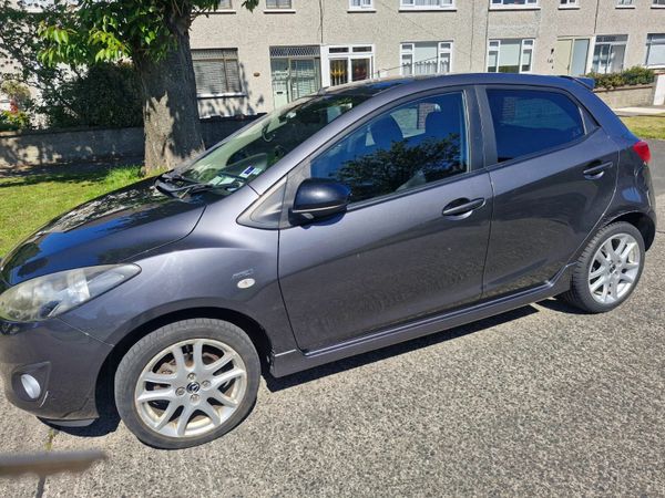 Mazda Mazda2 Hatchback, Petrol, 2013, Grey
