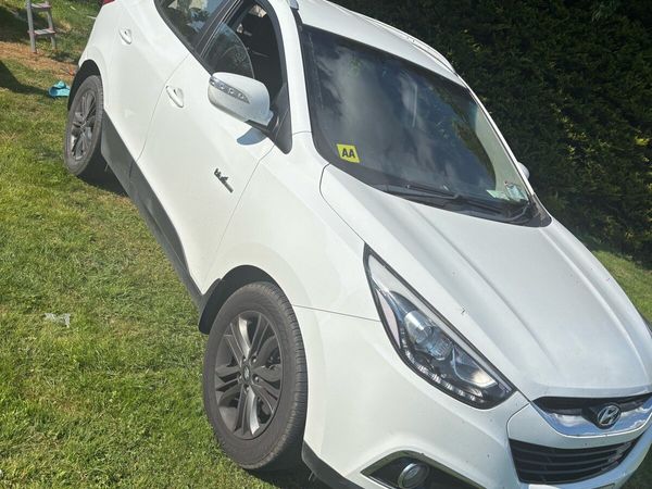 Hyundai ix35 SUV, Diesel, 2016, White