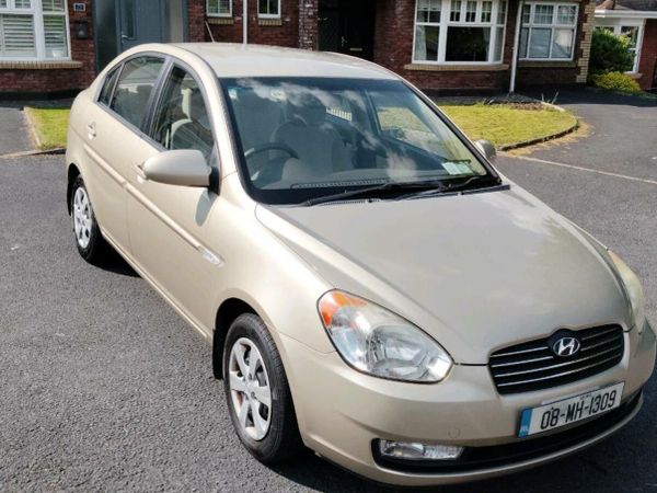Hyundai Accent Saloon, Petrol, 2008, Gold