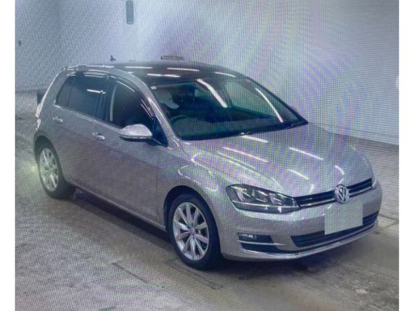Volkswagen Golf Hatchback, Petrol, 2015, Silver