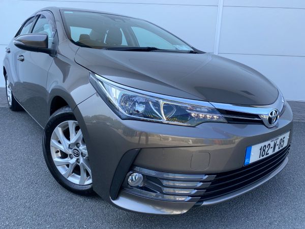 Toyota Corolla Saloon, Diesel, 2018, Grey