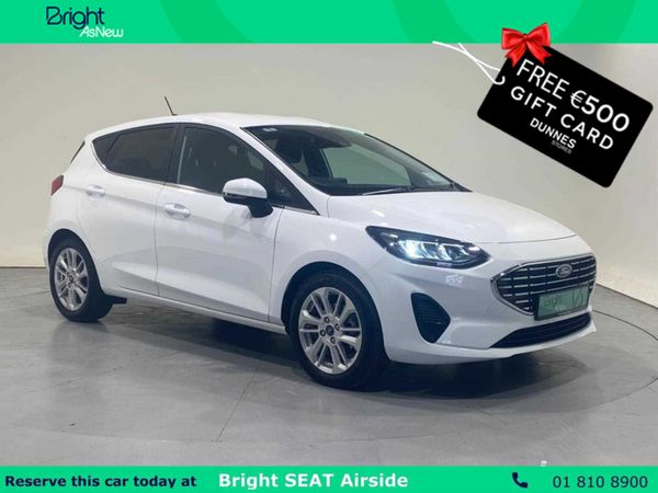 Ford Fiesta Hatchback, Petrol, 2022, White