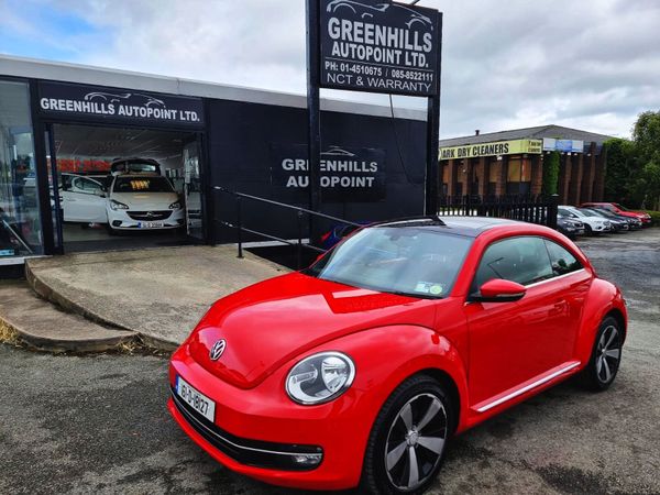 Volkswagen Beetle Hatchback, Petrol, 2016, Red