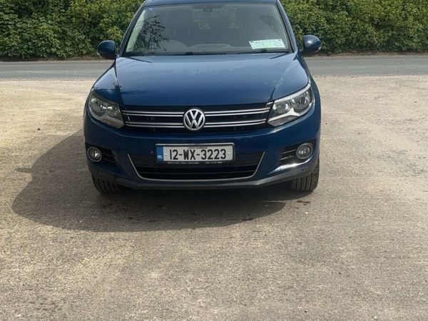 Volkswagen Tiguan SUV, Diesel, 2012, Blue