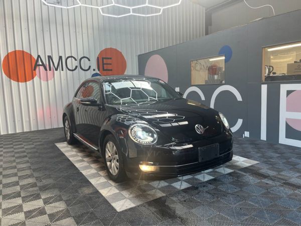 Volkswagen Beetle Hatchback, Petrol, 2014, Black