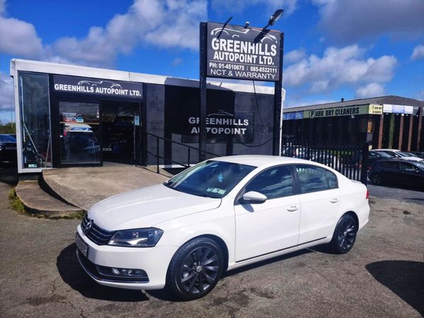 Volkswagen Passat Saloon, Diesel, 2014, White