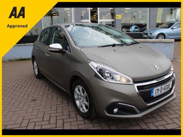 Peugeot 208 Hatchback, Petrol, 2017, Grey