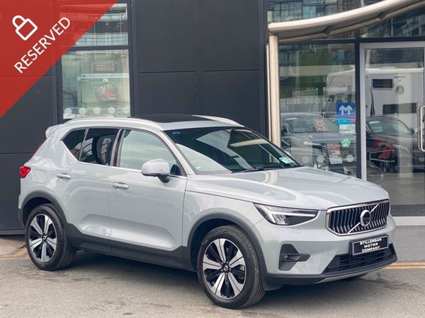 Volvo XC40 Estate, Hybrid, 2024, Grey