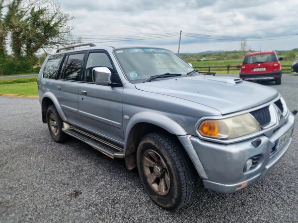 Mitsubishi Pajero SUV, Diesel, 2006, Silver
