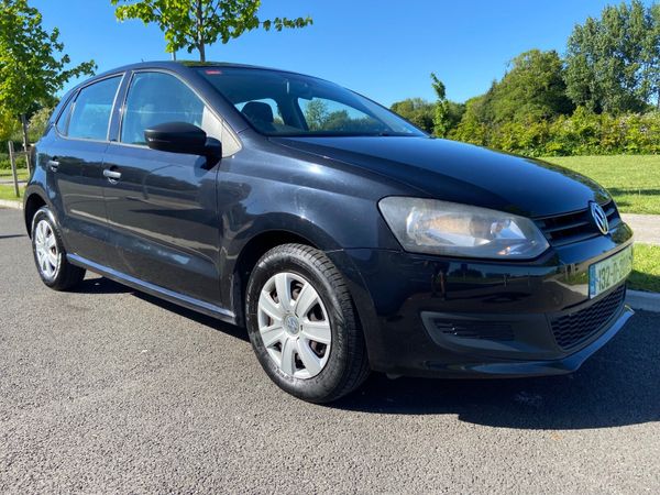 Volkswagen Polo Hatchback, Petrol, 2013, Black