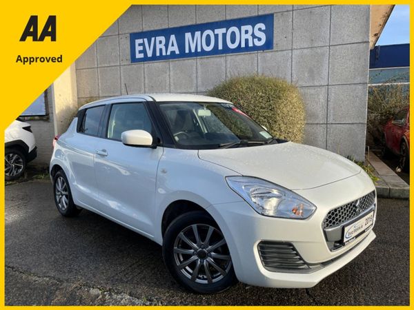 Suzuki Swift Hatchback, Petrol, 2019, White