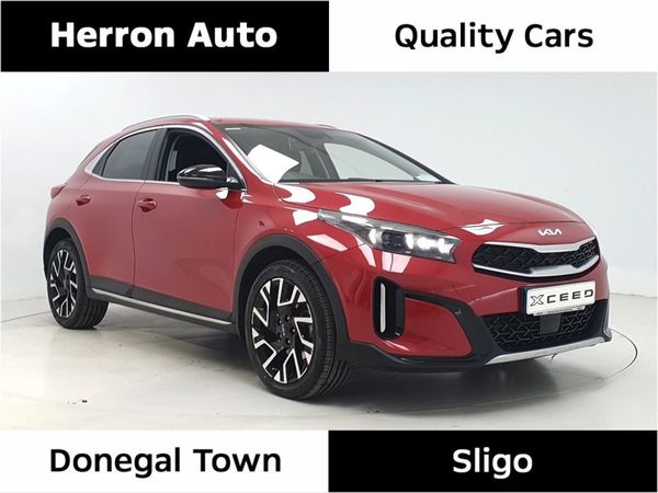 Kia XCeed Hatchback, Petrol Plug-in Hybrid, 2023, Red