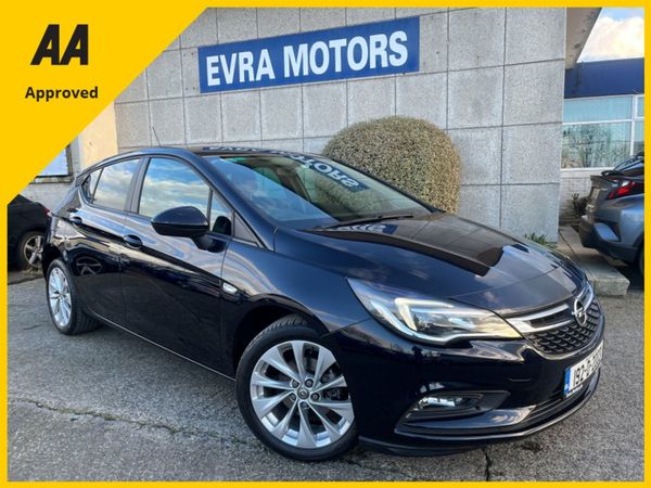 Opel Astra Hatchback, Petrol, 2019, Blue