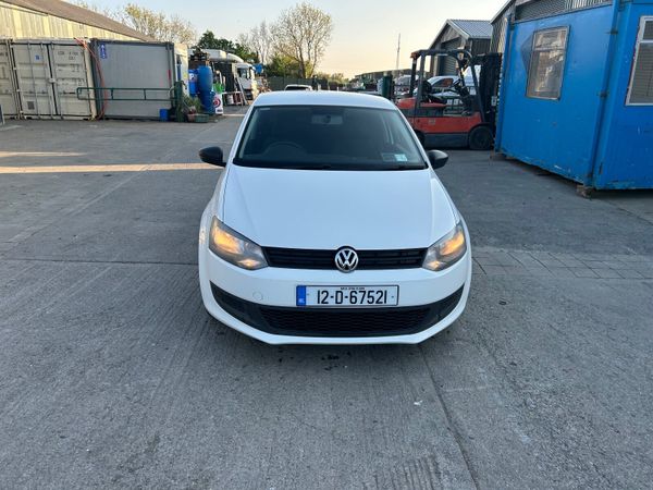 Volkswagen Polo Hatchback, Petrol, 2012, White