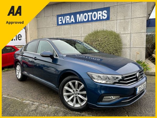 Volkswagen Passat Saloon, Petrol, 2020, Blue