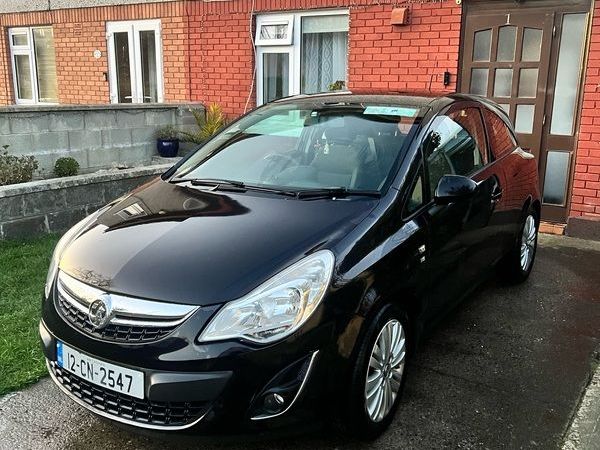 Vauxhall Corsa Hatchback, Petrol, 2012, Black