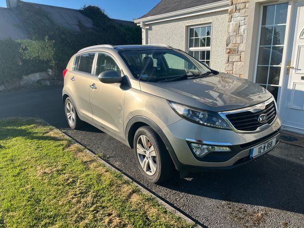Kia Sportage SUV, Diesel, 2012, Silver