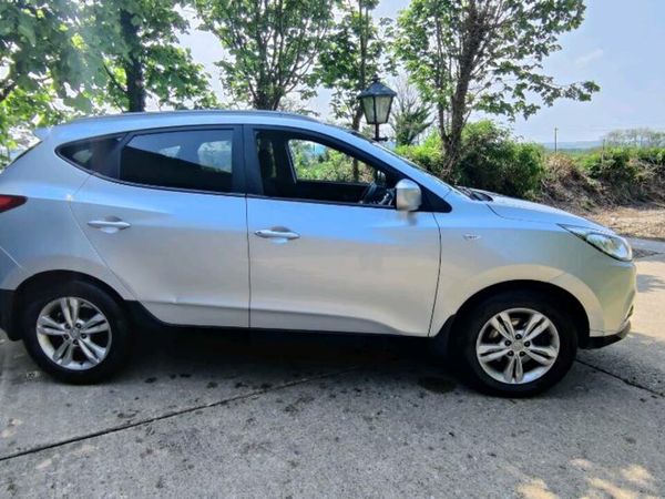 Hyundai ix35 SUV, Diesel, 2012, Silver