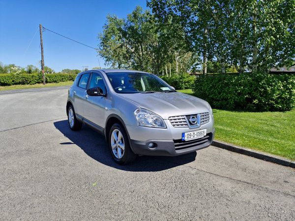 Nissan Qashqai Hatchback, Diesel, 2009, Silver