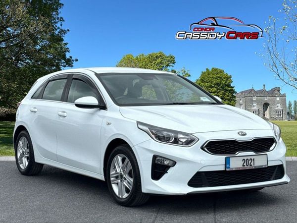 Kia Ceed Hatchback, Diesel, 2021, White