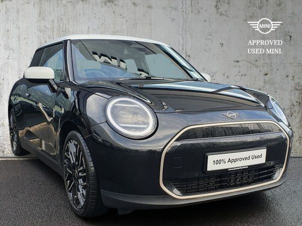 Mini Cooper Hatchback, Electric, 2025, Black