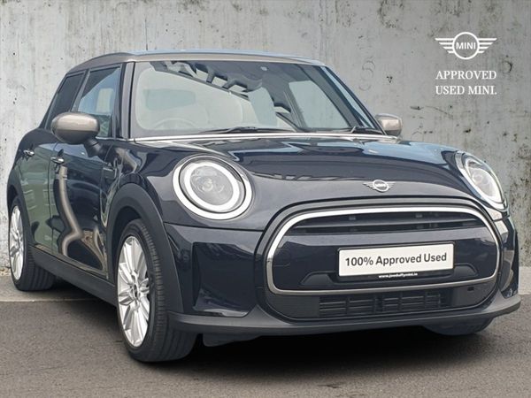 Mini Cooper Hatchback, Petrol, 2022, Black