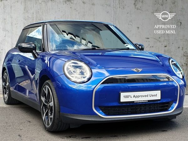 Mini Cooper Hatchback, Electric, 2025, Blue