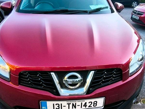 Nissan Qashqai+2 MPV, Diesel, 2013, Red
