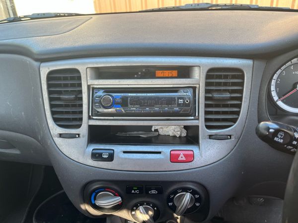 Kia Rio Estate, Petrol, 2005, Blue