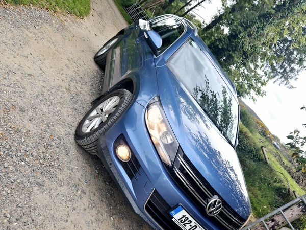 Volkswagen Tiguan SUV, Diesel, 2013, Blue