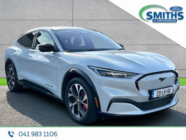 Ford Mustang Mach-E Hatchback, Electric, 2023, White