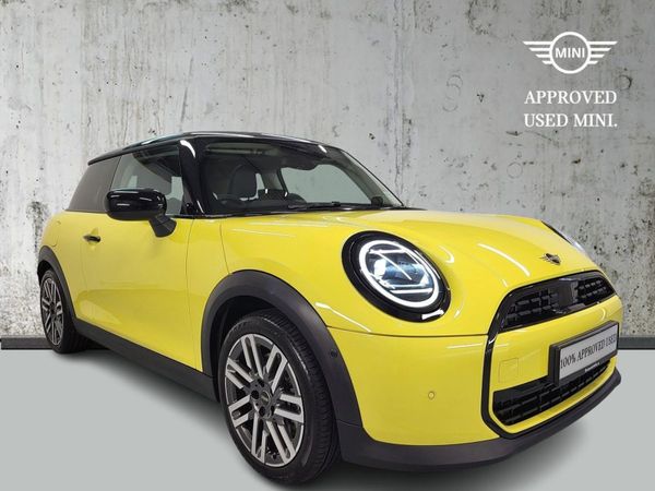 Mini Cooper Hatchback, Petrol, 2024, Yellow