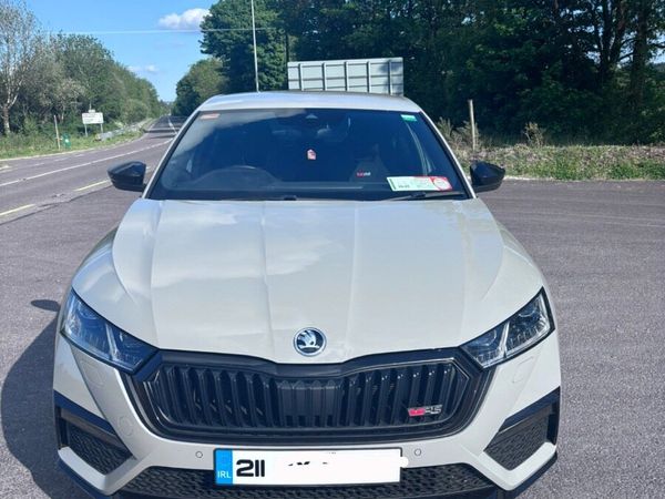 Skoda Octavia Hatchback, Petrol Plug-in Hybrid, 2021, Grey