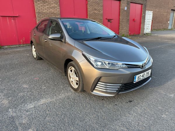 Toyota Corolla Saloon, Petrol, 2018, Grey