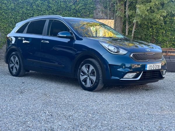 Kia Niro SUV, Petrol Hybrid, 2017, Blue