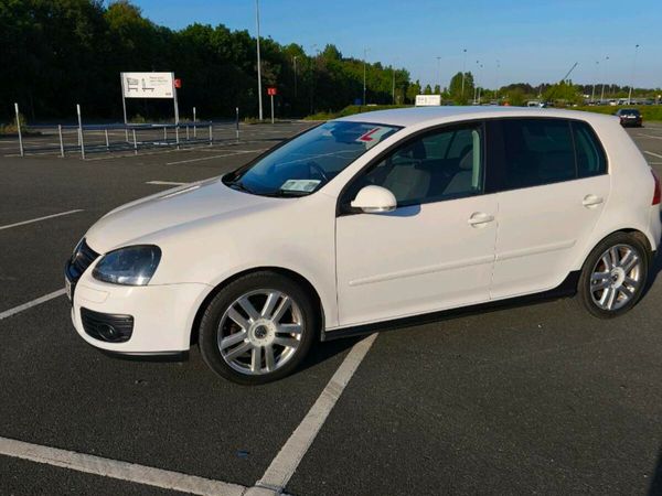 Volkswagen Golf Hatchback, Petrol, 2008, White