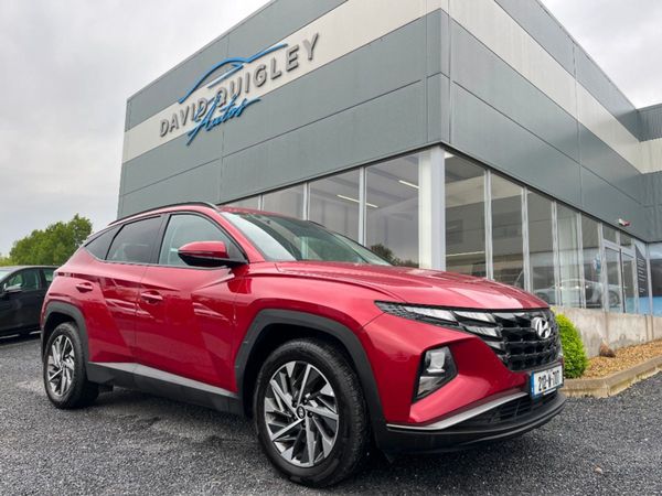 Hyundai Tucson MPV, Diesel, 2021, Red