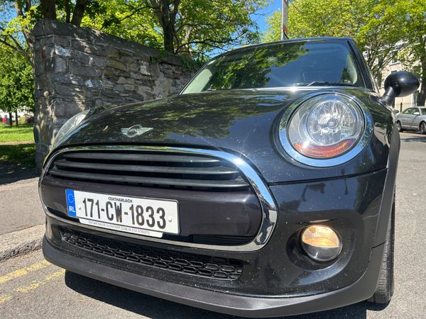 Mini Cooper Hatchback, Diesel, 2017, Black