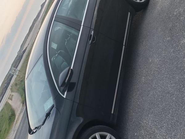 Volkswagen Passat Saloon, Diesel, 2014, Black