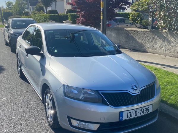 Skoda Rapid Saloon, Petrol, 2013, Silver