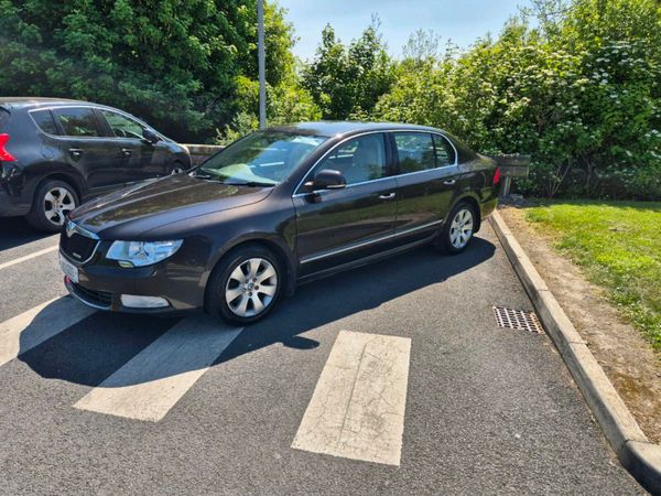 Skoda Superb Saloon, Diesel, 2012, Brown
