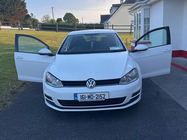 Volkswagen Golf Estate, Diesel, 2016, White
