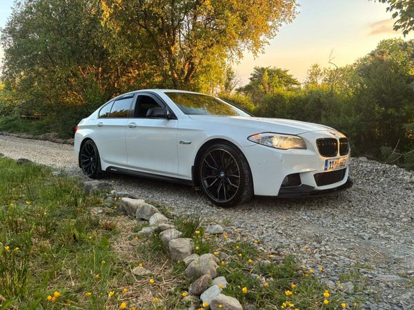 BMW 5-Series Saloon, Diesel, 2011, White