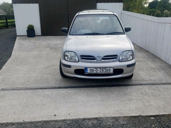 Nissan Micra Hatchback, Petrol, 1998, Grey