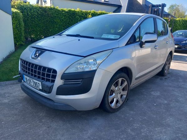 Peugeot 3008 MPV, Diesel, 2010, Silver