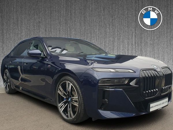 BMW i7 Saloon, Electric, 2023, Blue