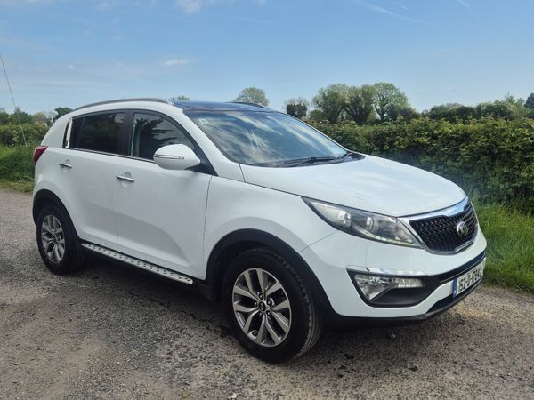 Kia Sportage SUV, Diesel, 2015, White